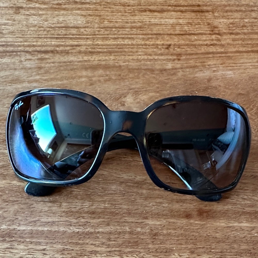 Ray-Ban Glossy Brown Sunglasses
